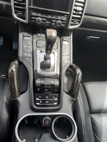 Porsche Cayenne GTS 2015, 164,000 km - 3.6 l - Bakı