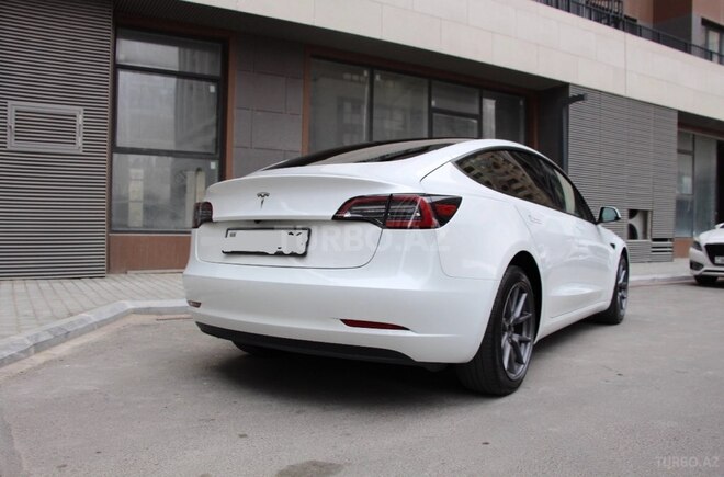 Tesla Model 3 2023, 42,000 km - 0.0 l - Bakı