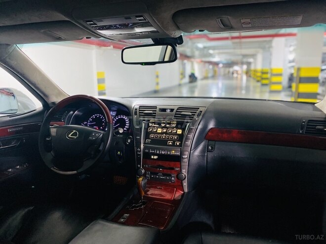 Lexus  2008, 287,000 km - 4.6 l - Bakı