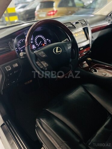 Lexus  2008, 287,000 km - 4.6 l - Bakı