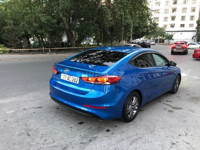 Hyundai Elantra 2015, 151,000 km - 2.0 l - Bakı