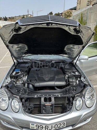 Mercedes E 220 d 2008, 291,400 km - 2.2 l - Bakı