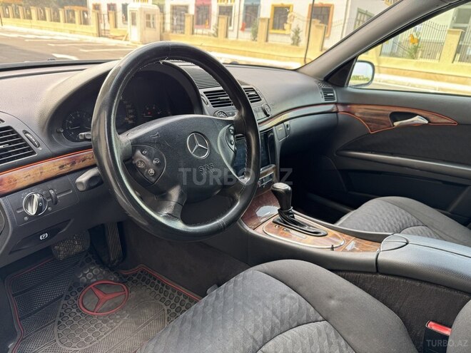 Mercedes E 220 d 2002, 299,876 km - 2.2 l - Bakı