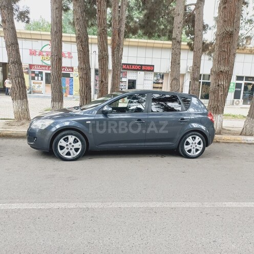 Kia Ceed 2009, 170,000 km - 1.4 л - Şirvan