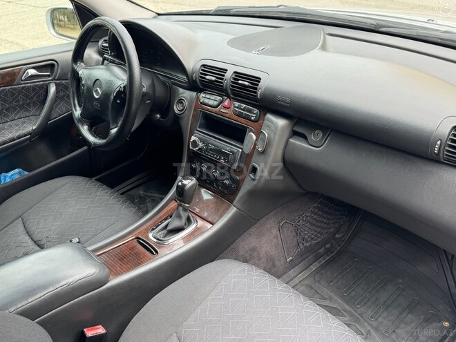 Mercedes C 220 d 2001, 352,000 km - 2.2 л - Sumqayıt
