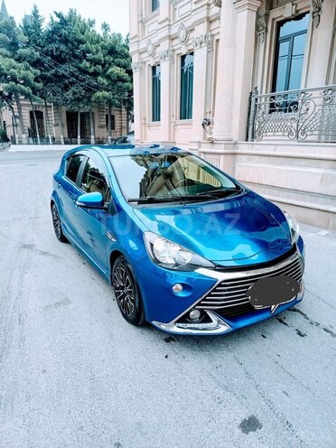 Toyota Prius C 2014, 96,000 km - 1.5 л - Bakı