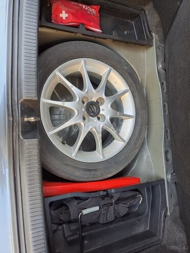 Toyota Corolla 2007, 330,000 km - 1.4 l - Bakı