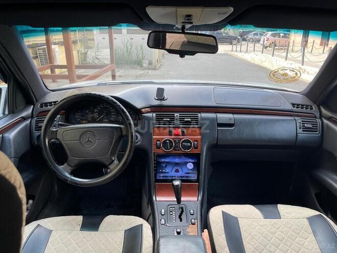 Mercedes E 230 1996, 322,755 km - 2.3 l - Sumqayıt