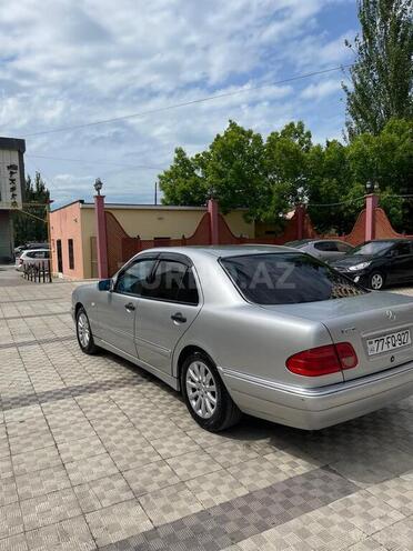 Mercedes E 230 1996, 322,755 km - 2.3 l - Sumqayıt