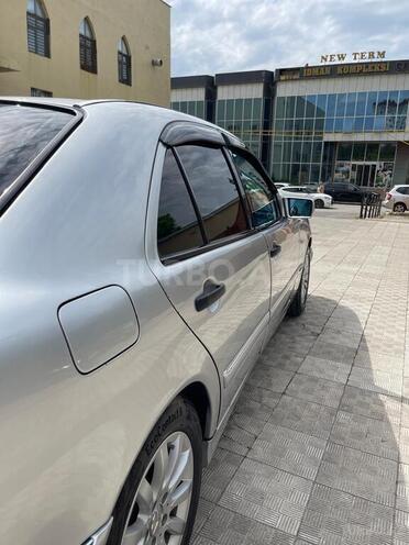 Mercedes E 230 1996, 322,755 km - 2.3 l - Sumqayıt