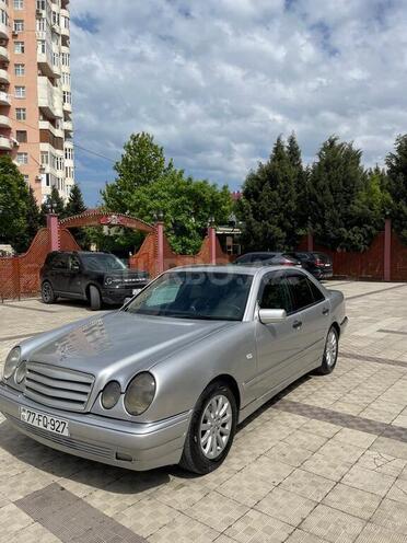 Mercedes E 230 1996, 322,755 km - 2.3 l - Sumqayıt