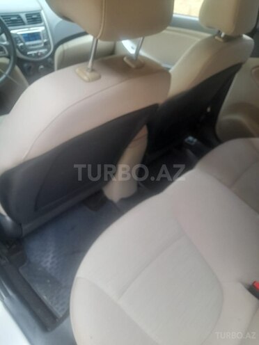 Hyundai Accent 2017, 114,000 km - 1.4 л - Bakı