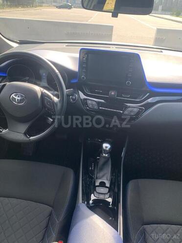 Toyota C-HR 2020, 34,000 km - 2.0 л - Bakı