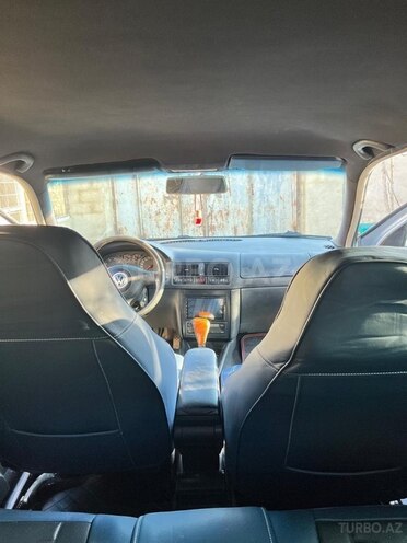Volkswagen Golf 2003, 200,000 km - 2.0 l - Bakı