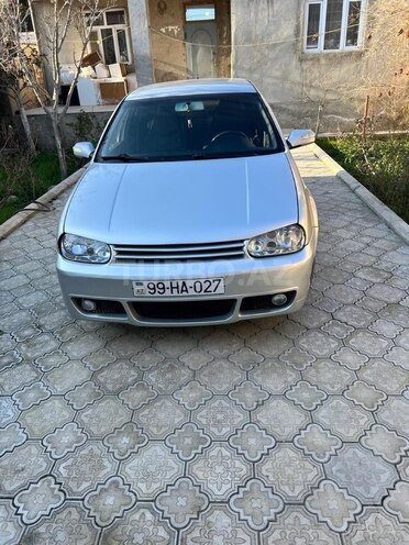 Volkswagen Golf 2003, 200,000 km - 2.0 l - Bakı