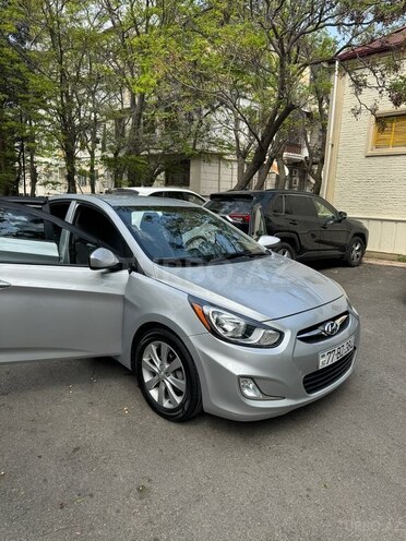 Hyundai Accent 2013, 76,672 km - 1.6 l - Bakı