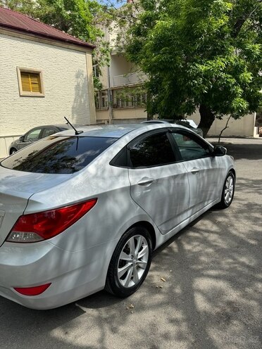 Hyundai Accent 2013, 76,672 km - 1.6 l - Bakı