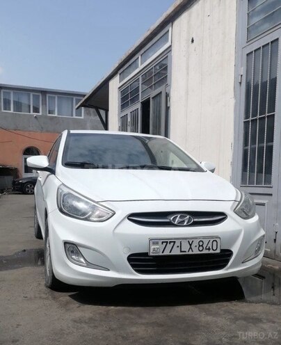 Hyundai Accent 2015, 230,000 km - 1.6 l - Bakı