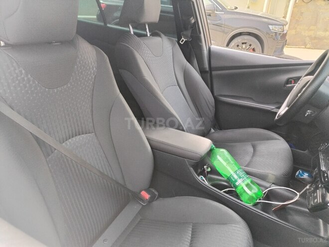 Toyota Prius 2016, 520,000 km - 1.8 l - Bakı