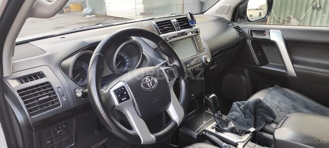 Toyota Land Cruiser Prado 2013, 175,000 km - 2.7 l - Bakı