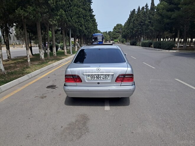 Mercedes E 240 1998, 282,000 km - 2.4 l - Sumqayıt