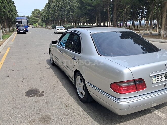 Mercedes E 240 1998, 282,000 km - 2.4 l - Sumqayıt