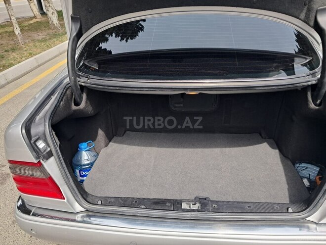 Mercedes E 240 1998, 282,000 km - 2.4 l - Sumqayıt