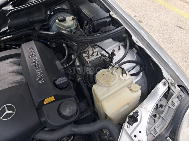 Mercedes E 240 1998, 282,000 km - 2.4 l - Sumqayıt