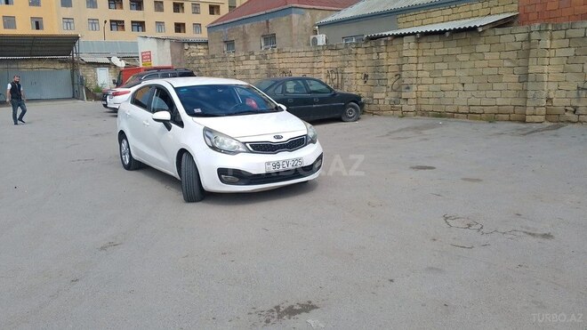 Kia Rio 2013, 298,000 km - 1.4 l - Bakı