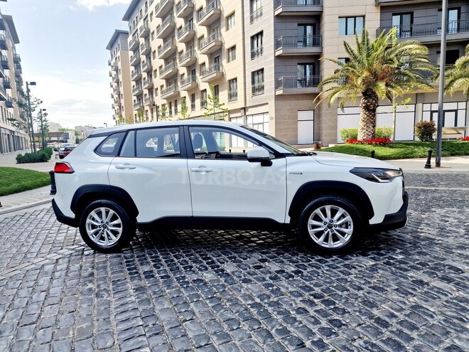 Toyota Corolla Cross 2024, 700 km - 2.0 l - Bakı