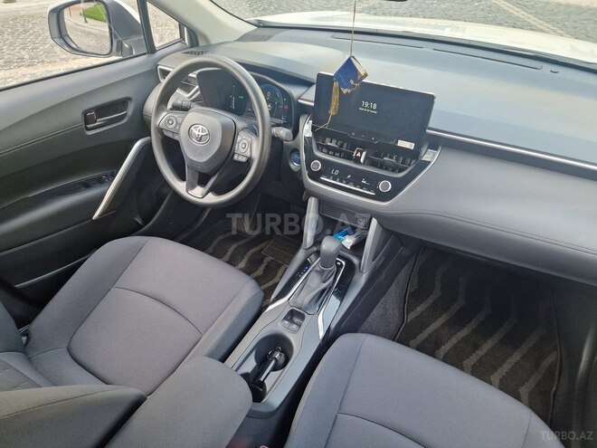 Toyota Corolla Cross 2024, 700 km - 2.0 l - Bakı
