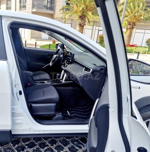 Toyota Corolla Cross 2024, 700 km - 2.0 l - Bakı