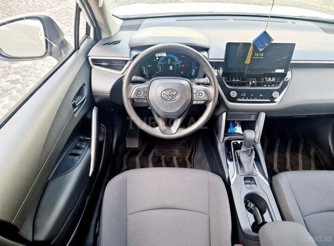 Toyota Corolla Cross 2024, 700 km - 2.0 l - Bakı