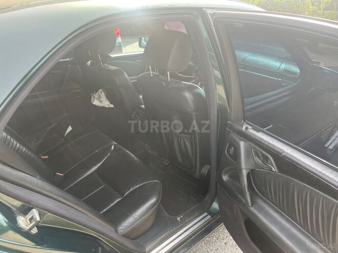 Mercedes E 240 1997, 300,000 km - 2.4 l - Bakı