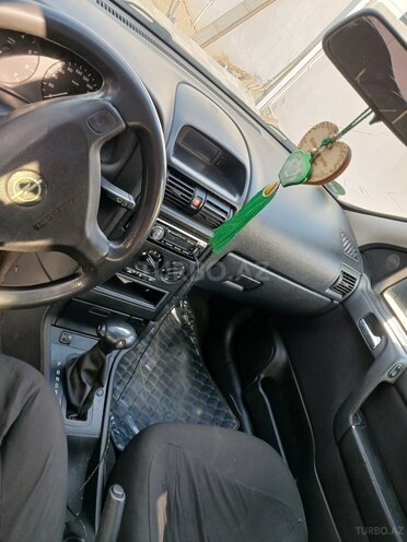 Opel Astra 2000, 400,000 km - 1.6 l - Bakı