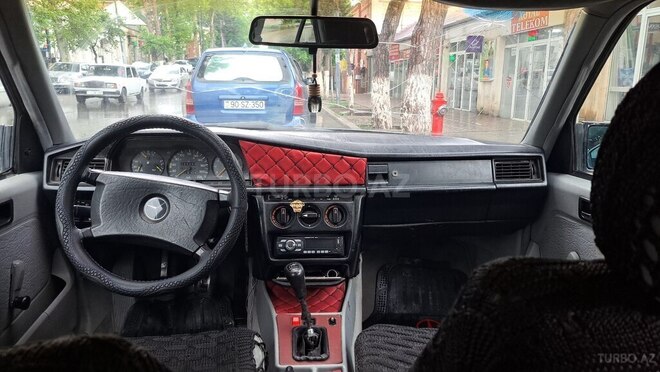 Mercedes 190 1992, 125,300 km - 2.2 l - Qazax