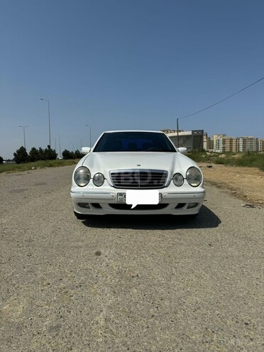 Mercedes E 270 2001, 200,000 km - 2.7 l - Bakı