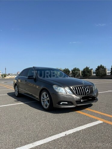 Mercedes E 220 d 2009, 201,000 km - 2.2 l - Bakı