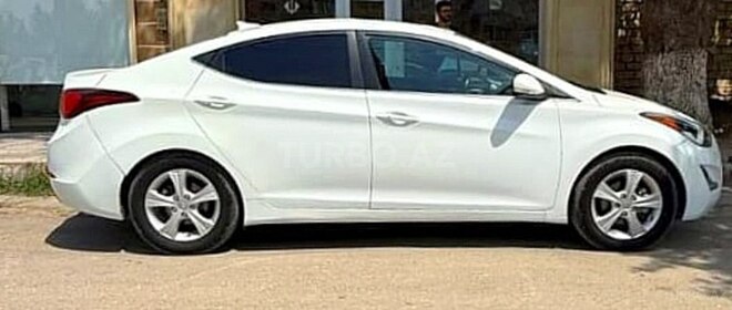 Hyundai Elantra 2015, 124,000 km - 1.8 l - Bakı