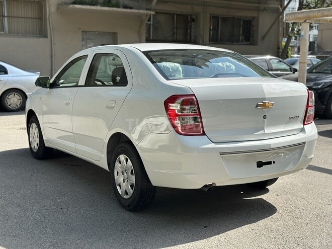 Chevrolet Cobalt-6