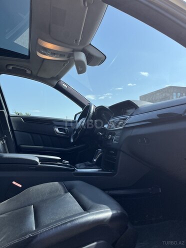 Mercedes E 220 d 2009, 201,000 km - 2.2 l - Bakı