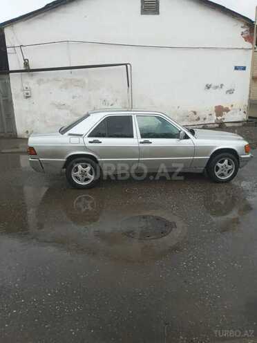Mercedes 190 1987, 262,688 km - 2.0 л - Quba