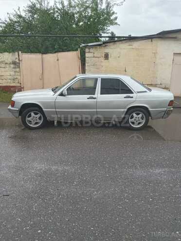 Mercedes 190 1987, 262,688 km - 2.0 л - Quba