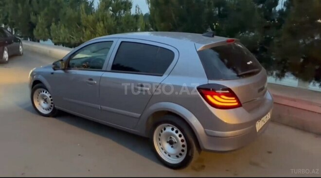 Opel Astra 2005, 318,000 km - 1.4 l - Mingəçevir