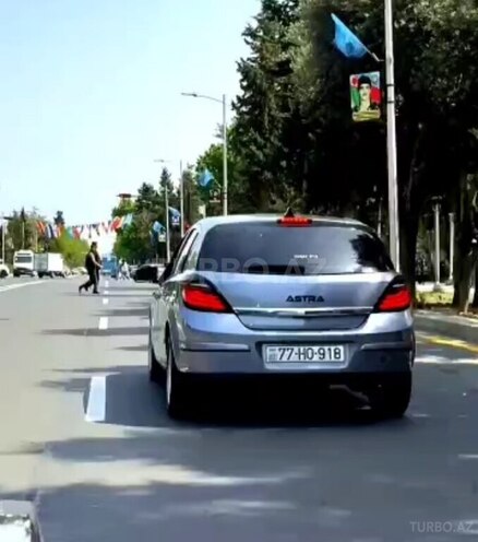 Opel Astra 2005, 318,000 km - 1.4 l - Mingəçevir