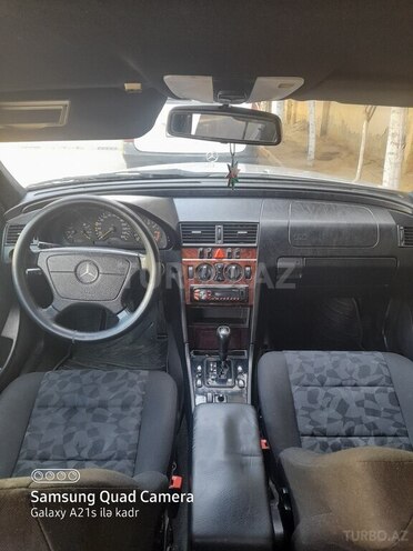 Mercedes C 200 2000, 328,392 km - 2.0 l - Xırdalan