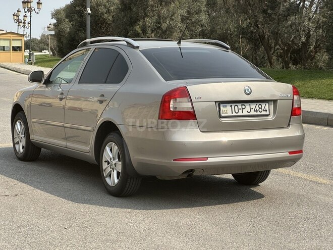 Skoda Octavia 2012, 255,000 km - 1.6 l - Bakı