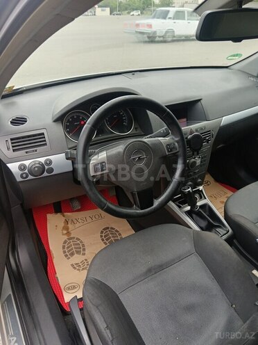 Opel Astra 2004, 270,000 km - 1.4 l - Gəncə