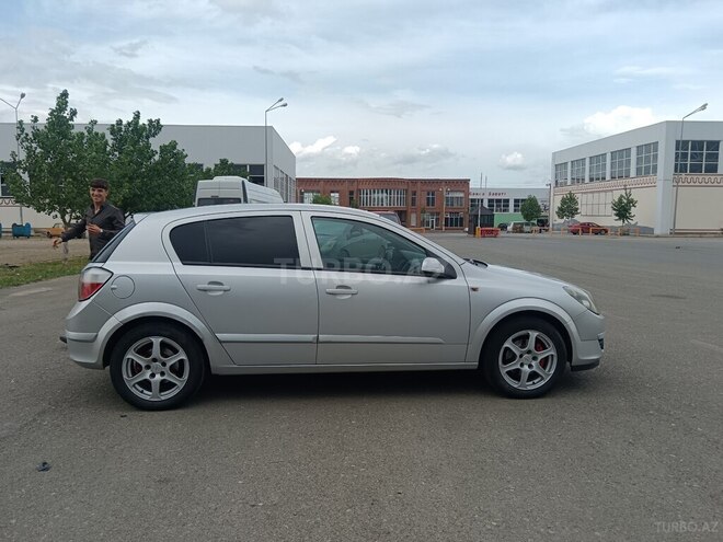 Opel Astra 2004, 270,000 km - 1.4 l - Gəncə