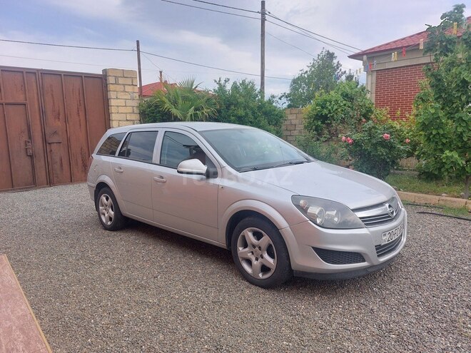Opel Astra 2009, 183,000 km - 1.4 l - Gəncə